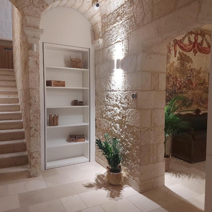 Bed and Breakfast Palazzo Momi Бари Экстерьер фото