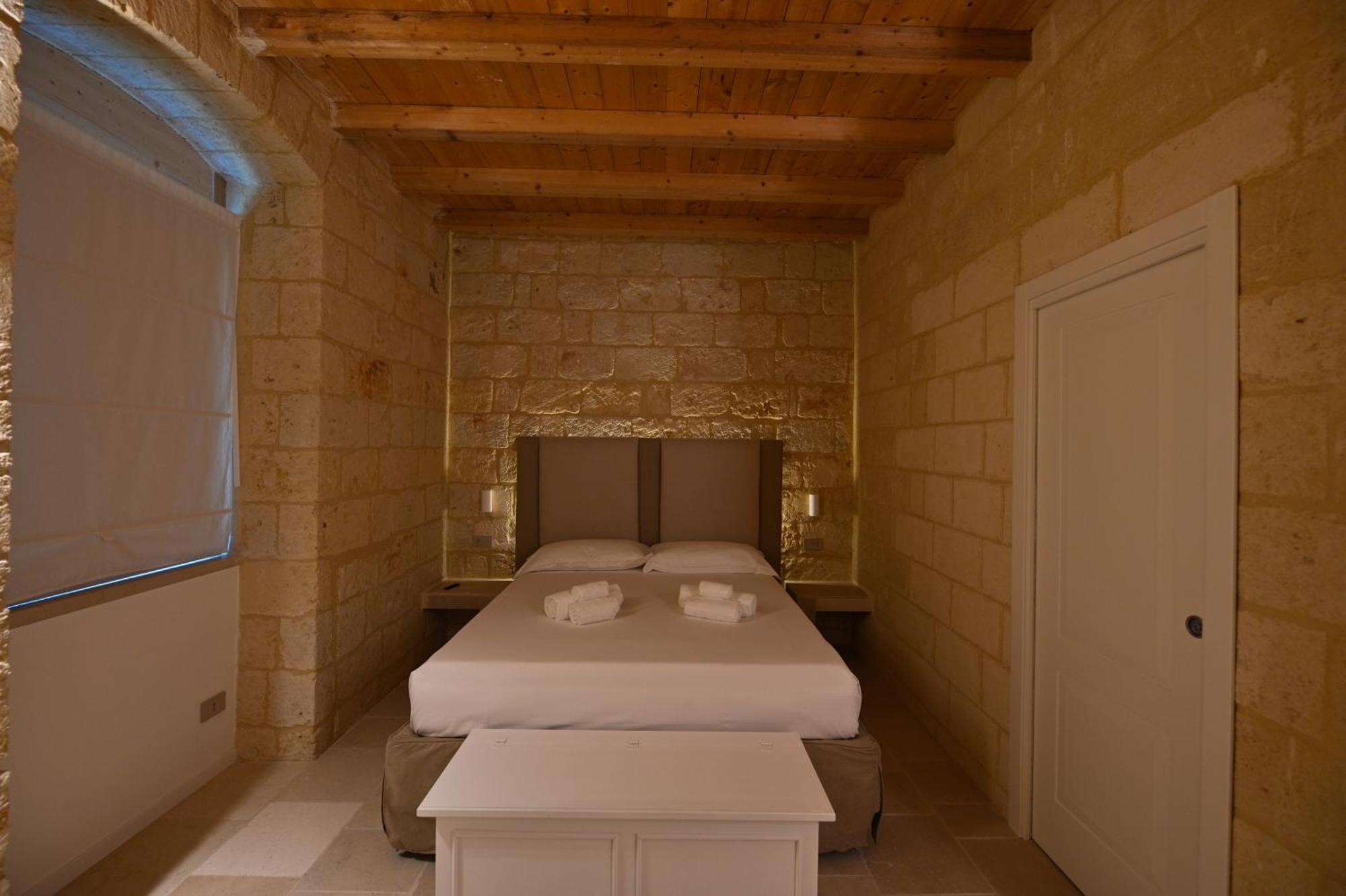 Bed and Breakfast Palazzo Momi Бари Экстерьер фото