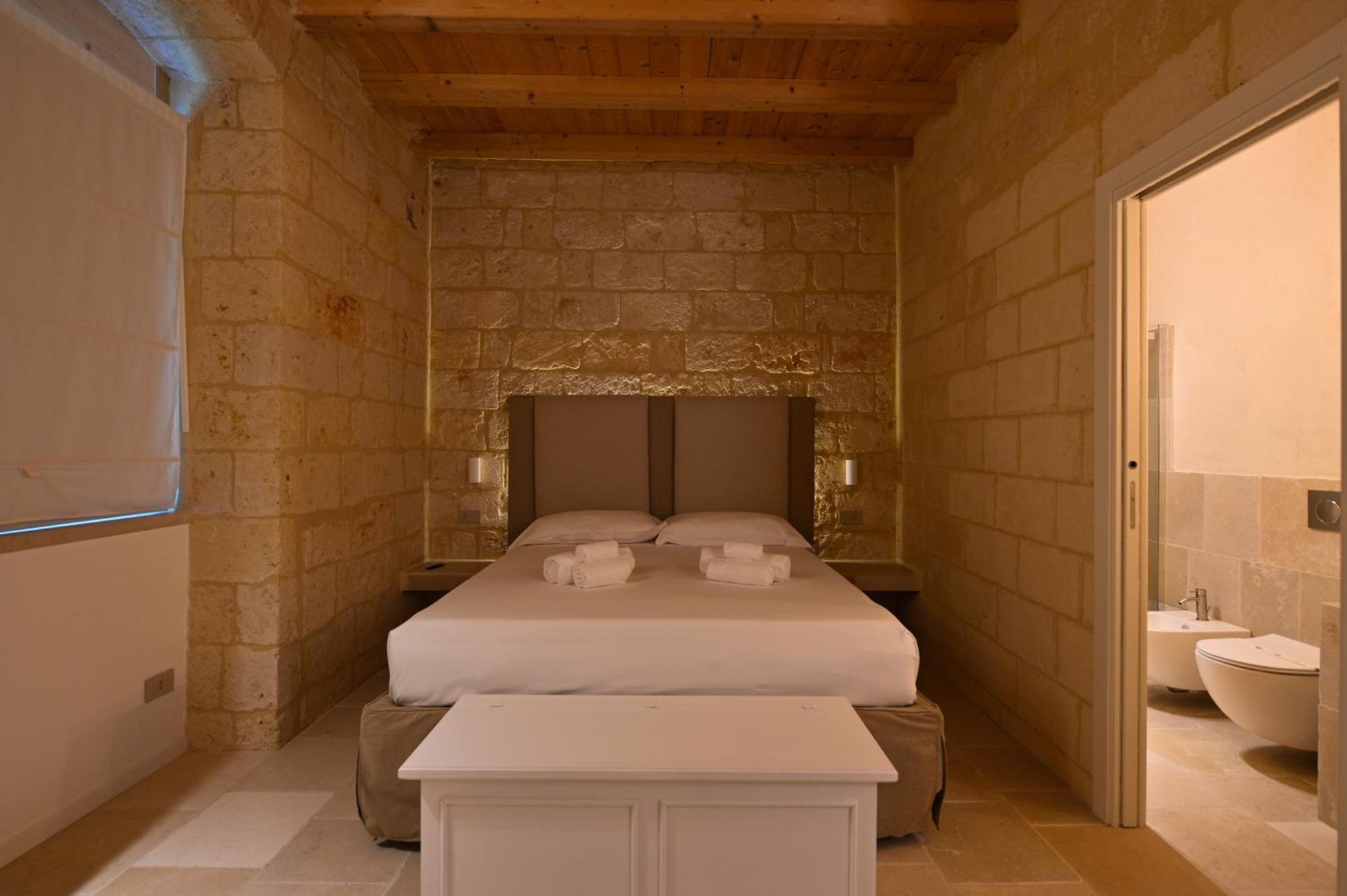 Bed and Breakfast Palazzo Momi Бари Экстерьер фото