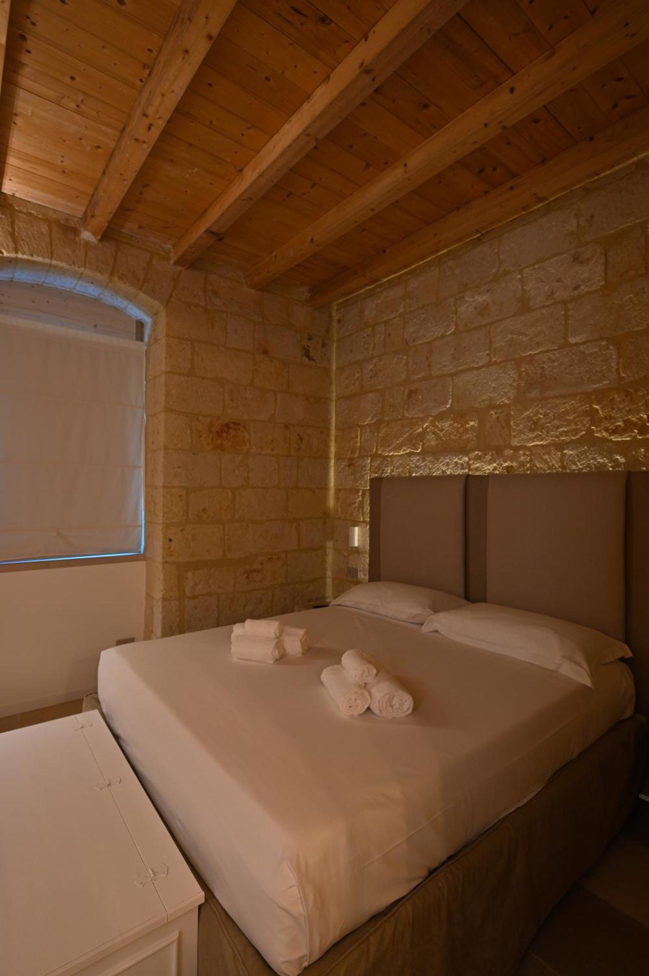 Bed and Breakfast Palazzo Momi Бари Экстерьер фото