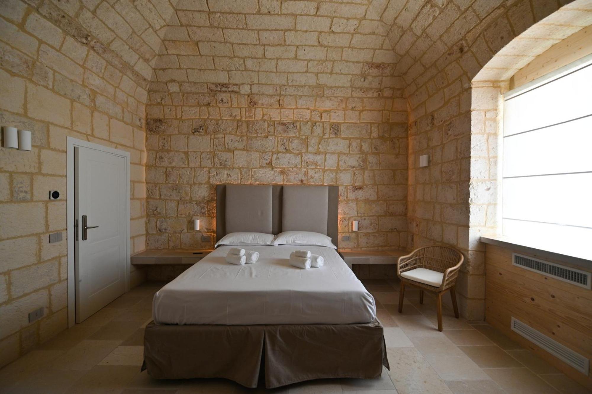 Bed and Breakfast Palazzo Momi Бари Экстерьер фото