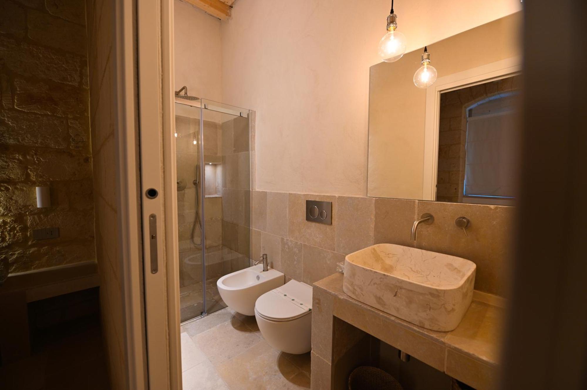Bed and Breakfast Palazzo Momi Бари Экстерьер фото