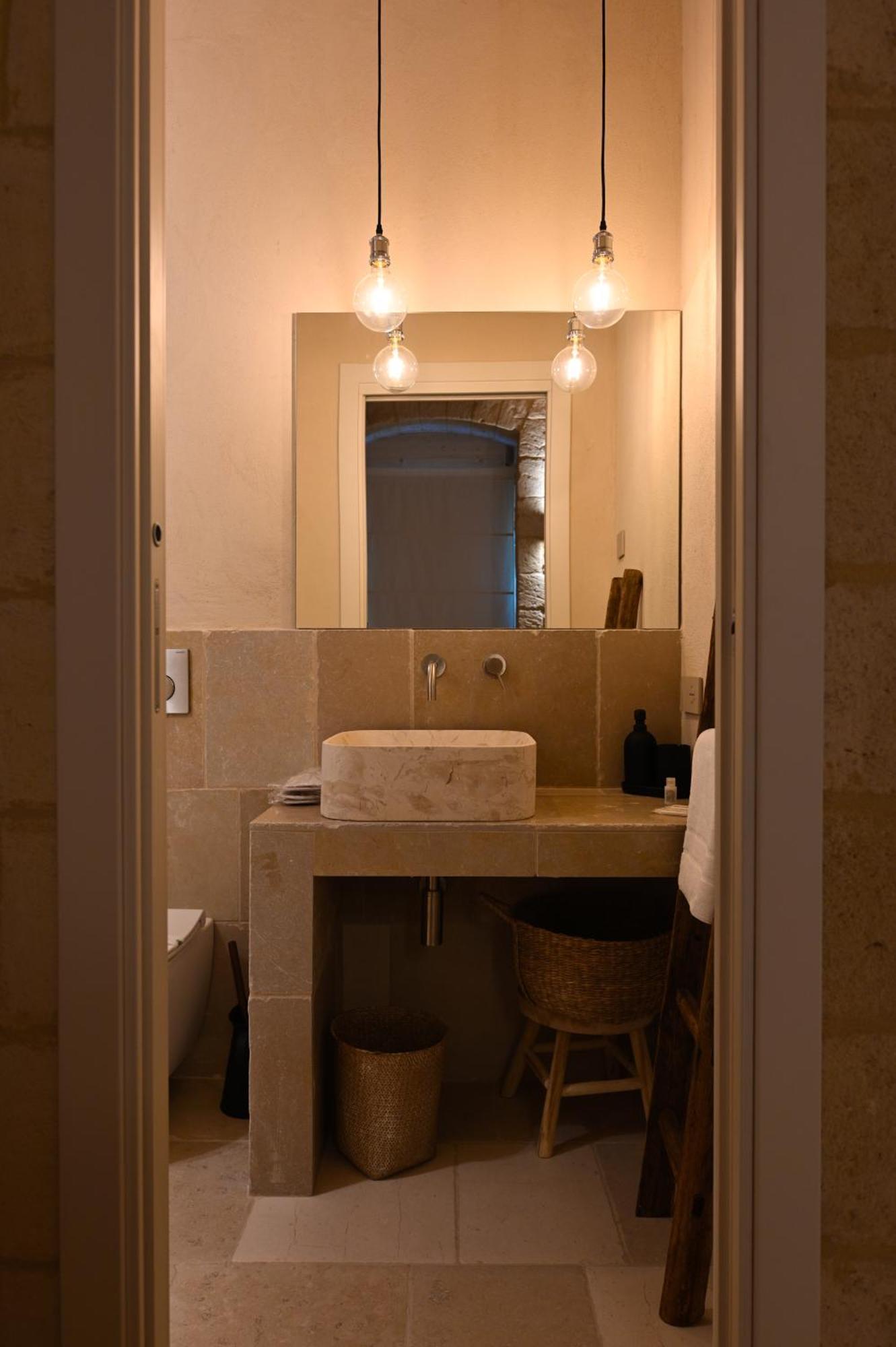 Bed and Breakfast Palazzo Momi Бари Экстерьер фото