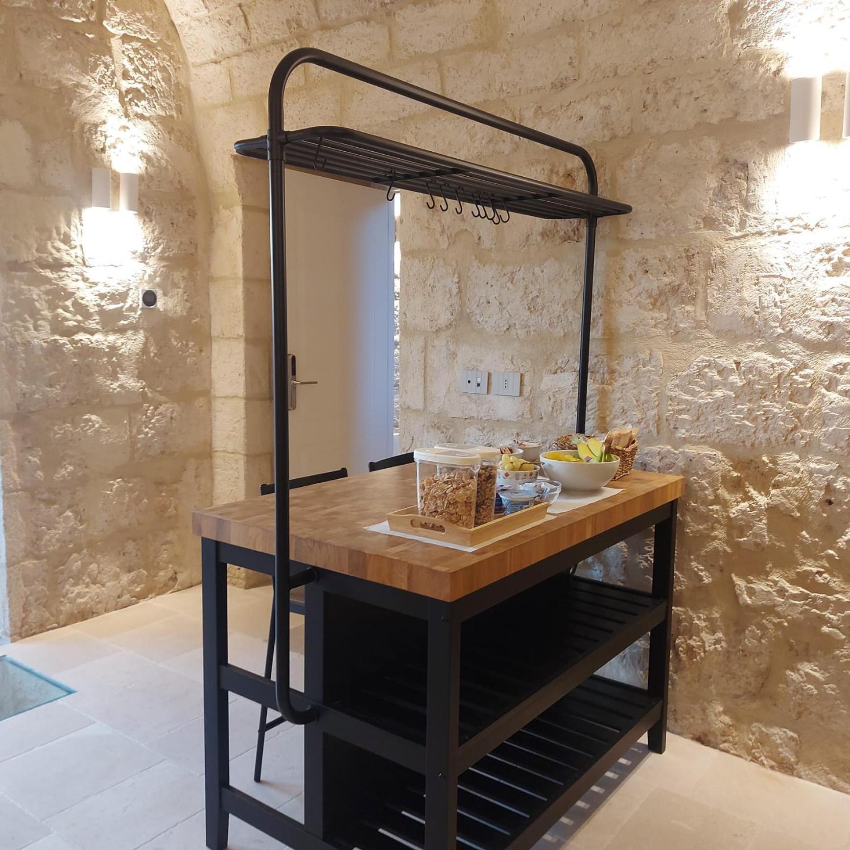 Bed and Breakfast Palazzo Momi Бари Экстерьер фото